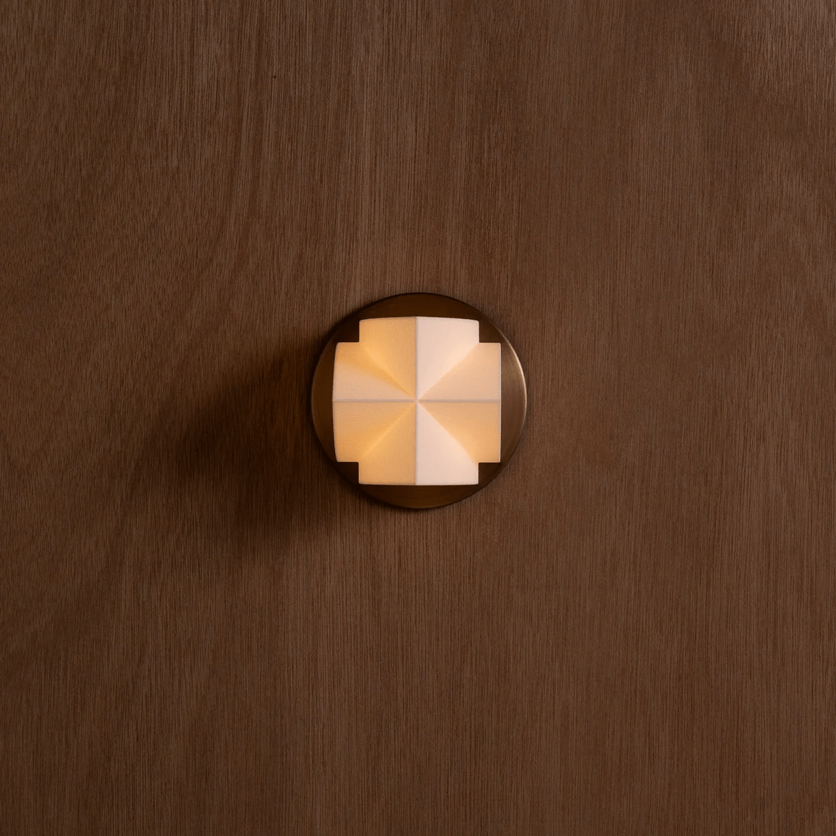 Solara Geometric Wall Sconce