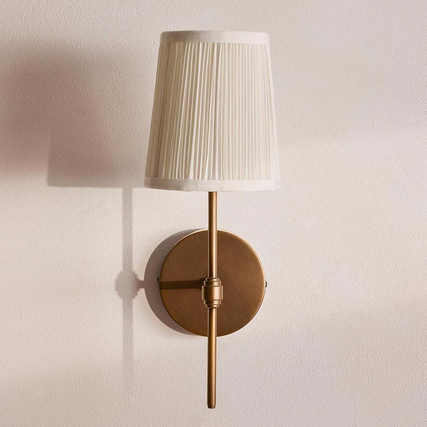 Isobella Wall Light