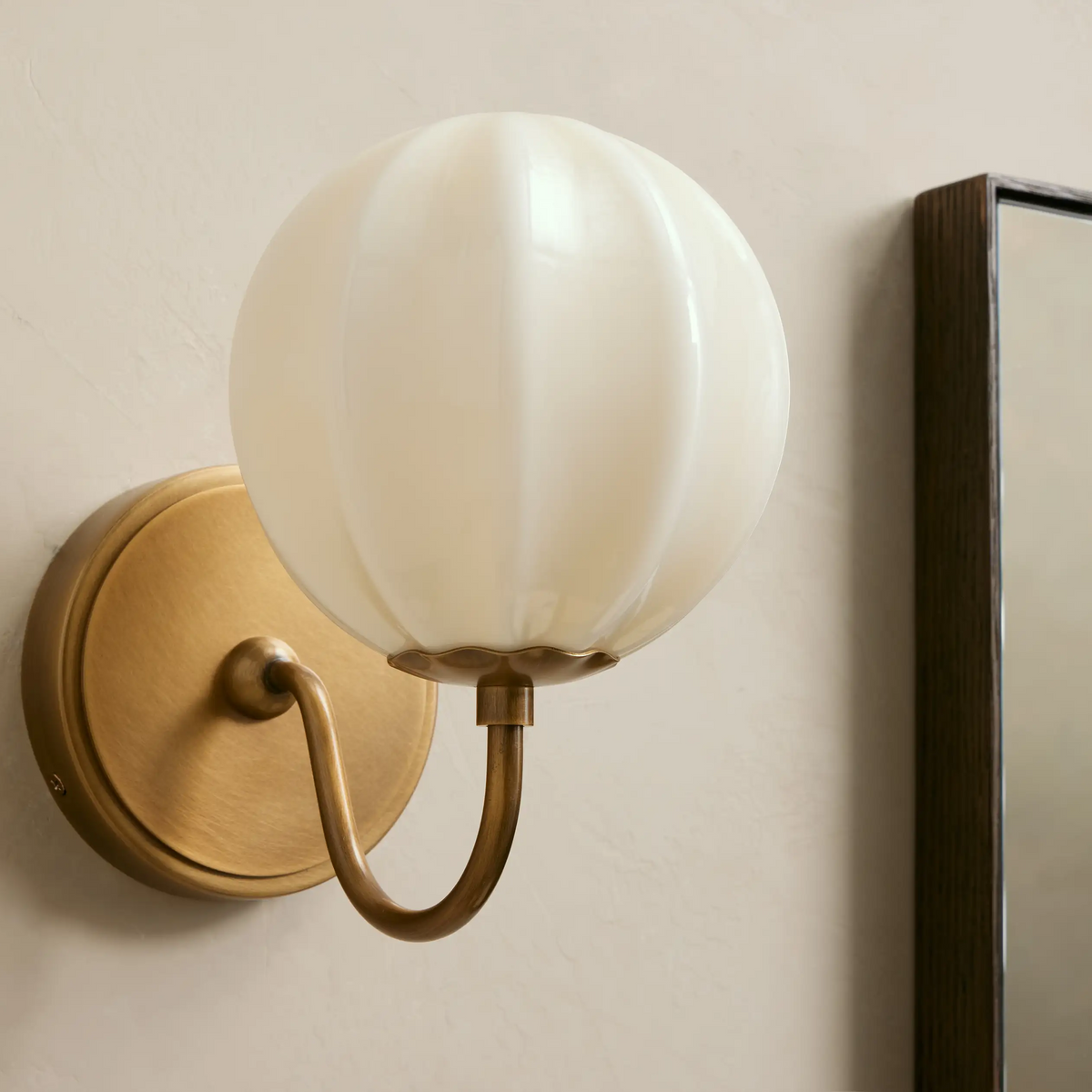 agnes gooseneck sconce
