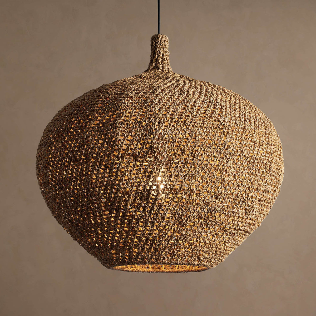 Canela 26" Pendant