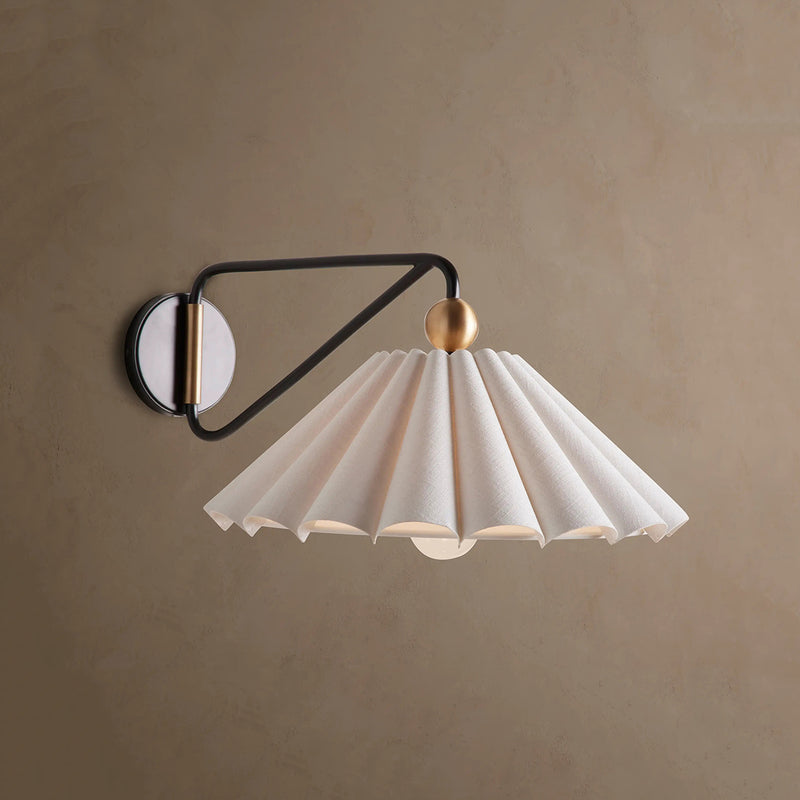Haylen Sconce